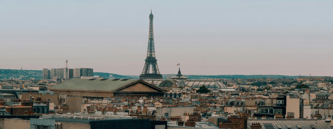 LES 10 FILMS QUI NOUS FONT VOYAGER À PARIS