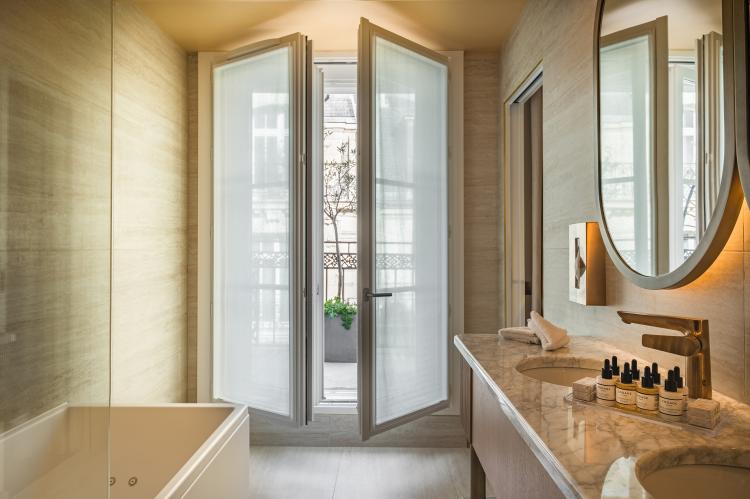 Le Monna Lisa - chambres & suites